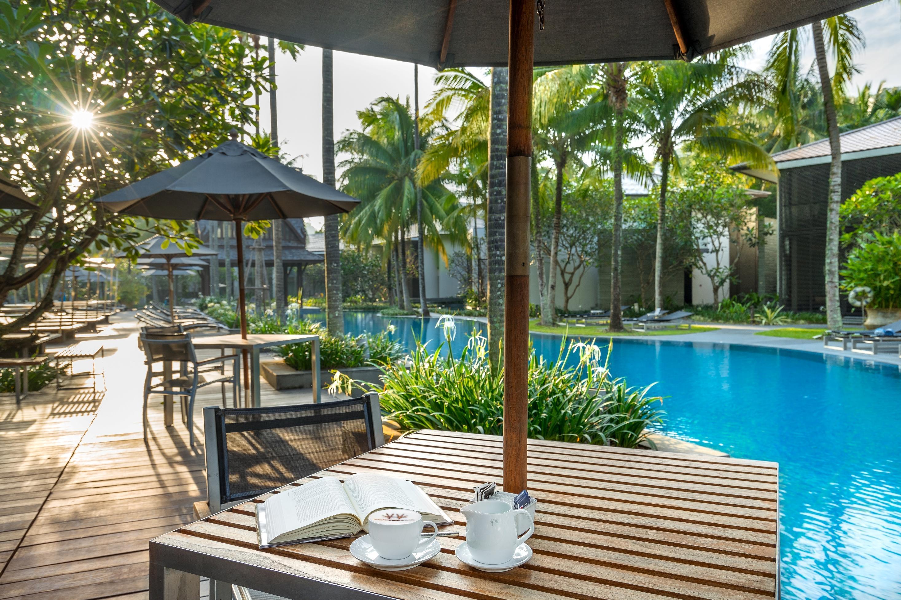 Twinpalms Phuket Hotel Сурин Бийч Екстериор снимка