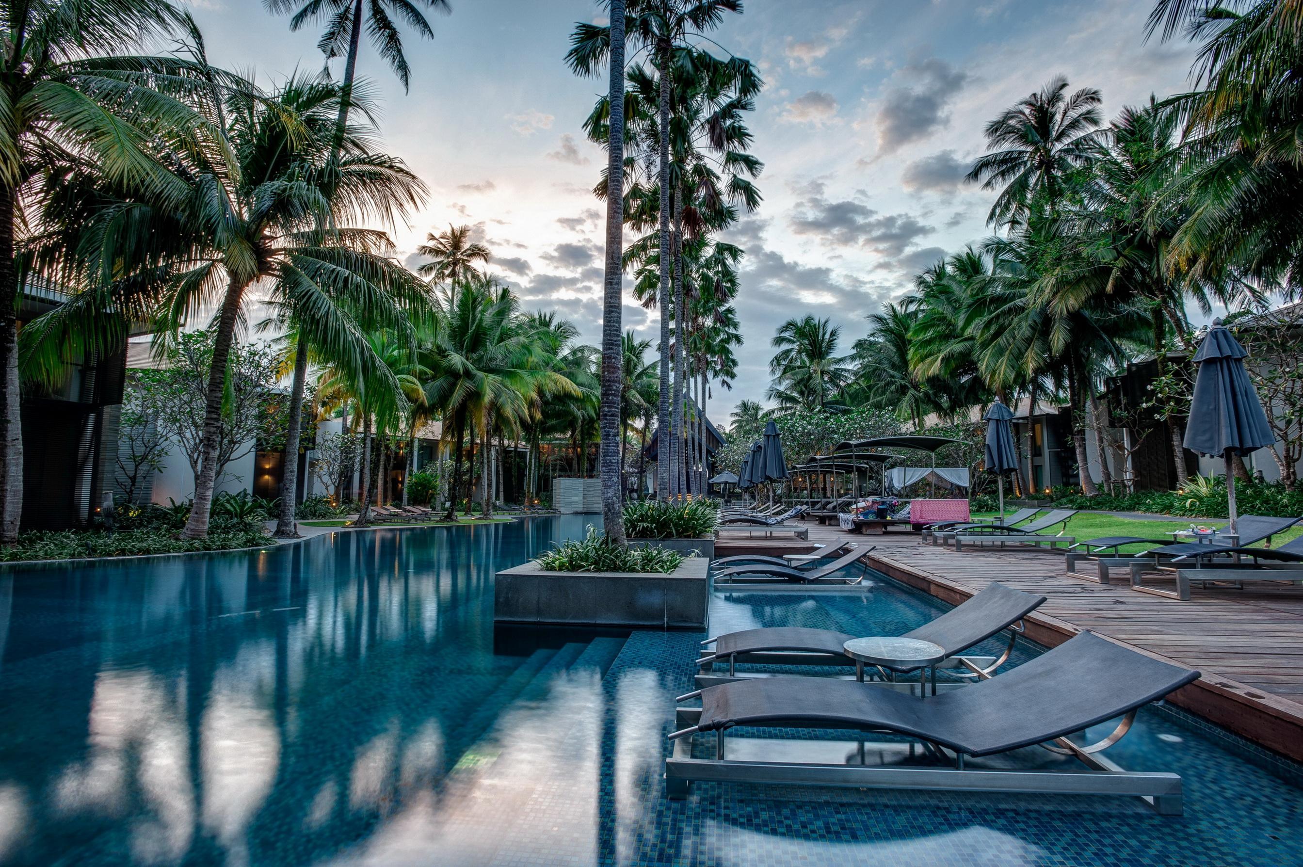 Twinpalms Phuket Hotel Сурин Бийч Екстериор снимка